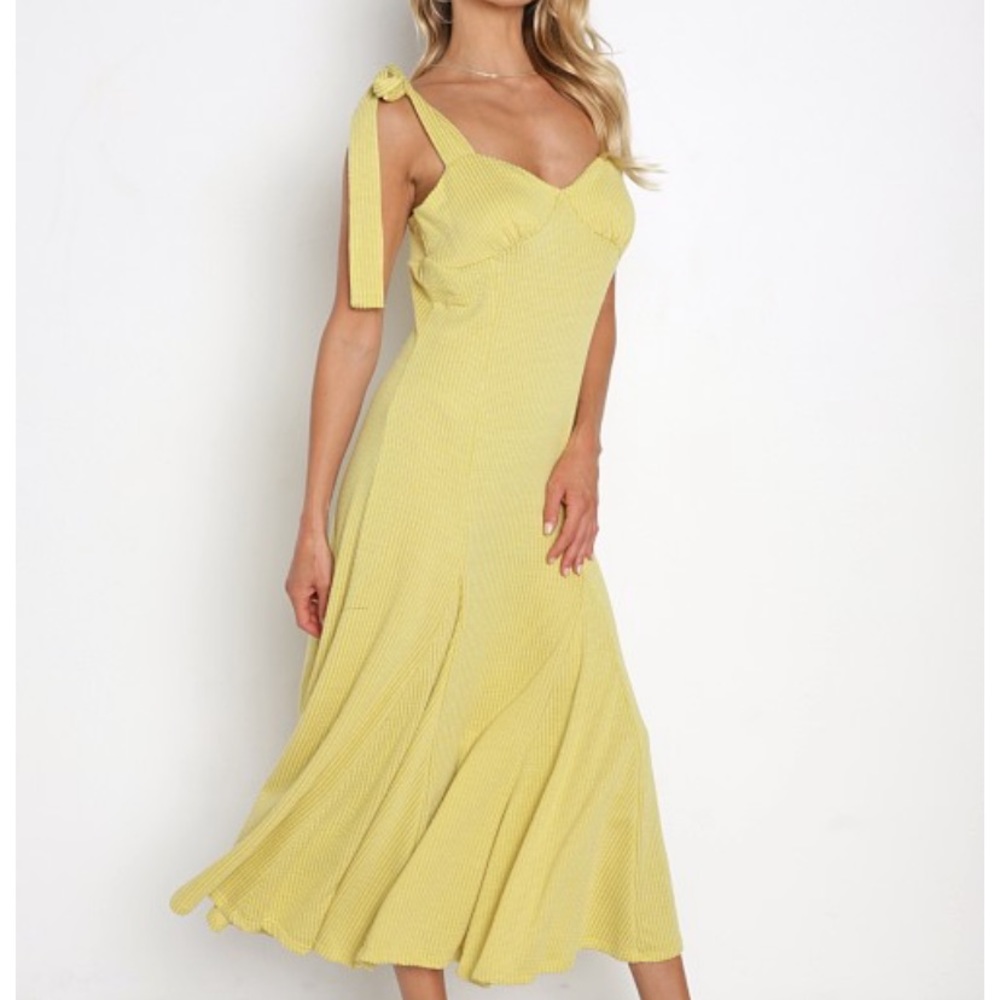 En Saison Tie Sleeves Bellow Yellow Godets Woman’s Fairy Like Midi Dress NWT M
